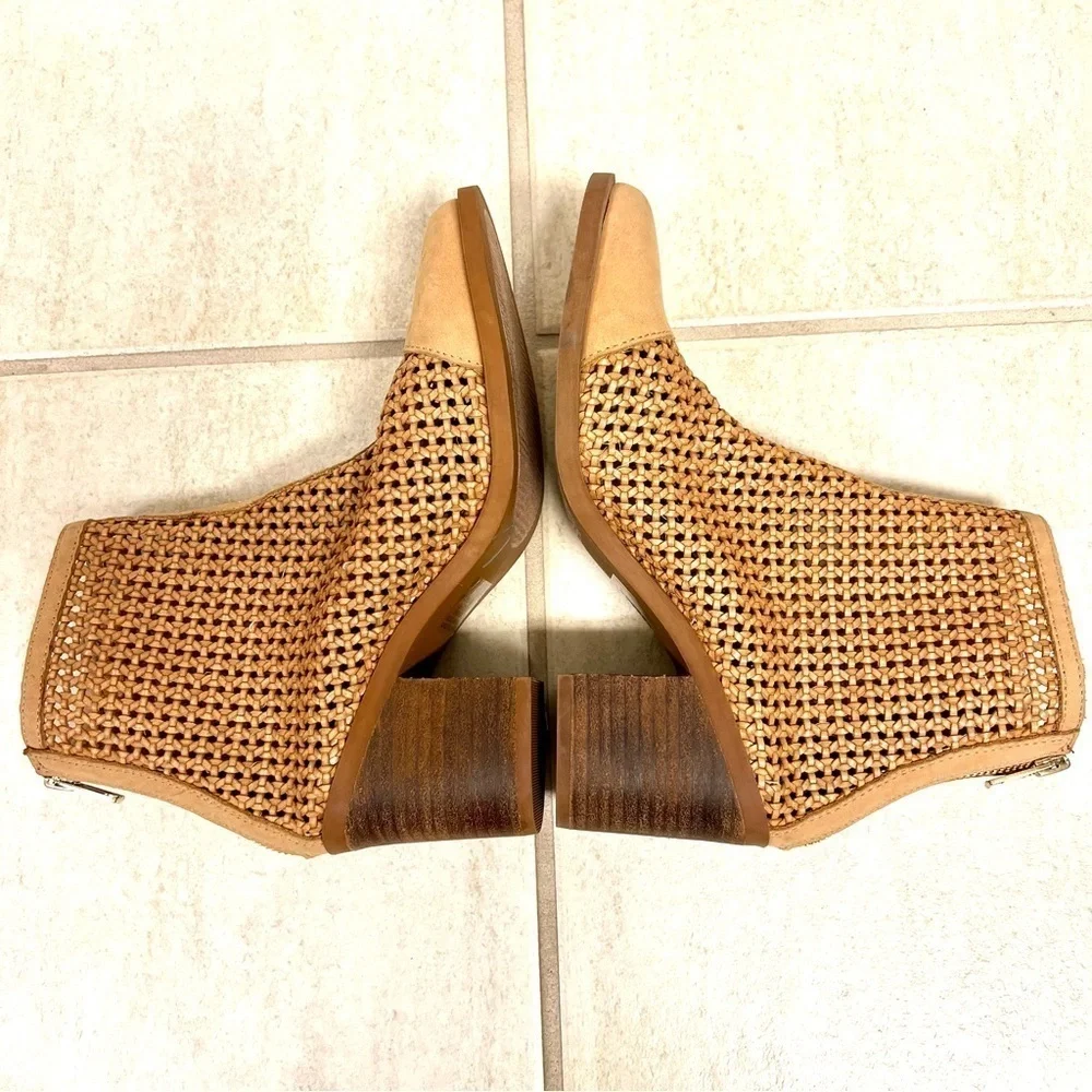 STEVE MADDEN Kellen Woven brown ankle Bootie boho block heels women’s size 6M